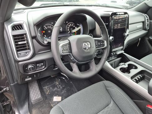 New 2026 RAM 1500 Big Horn AWD/4WD image 13