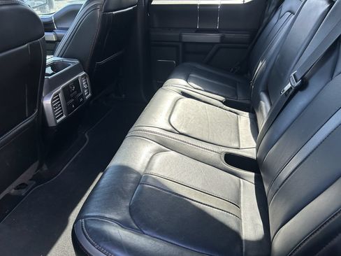Used 2018 Ford F150 Platinum w/ Equipment Group 701A Luxury AWD/4WD image 13