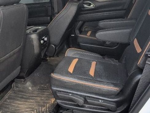Used 2024 GMC Yukon AT4 w/ AT4 Premium Package AWD/4WD image 21