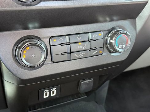 Used 2019 Ford F150 XLT image 26