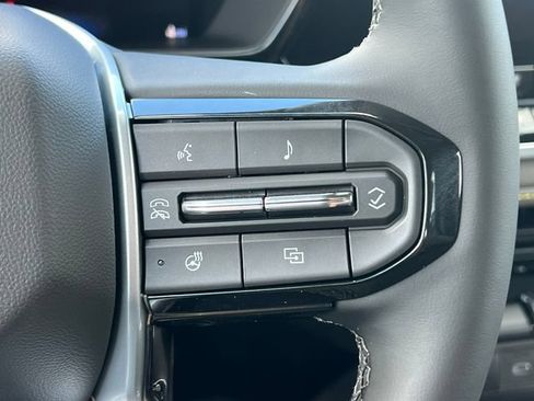 New 2026 Chevrolet Colorado ZR2 w/ Technology Package AWD/4WD image 28