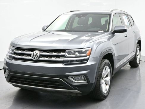 Used 2018 Volkswagen Atlas SEL image 2