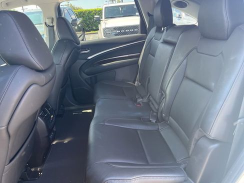 Used 2017 Acura MDX FWD w/ Technology Package image 3