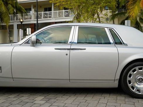 Used 2013 Rolls-Royce Phantom Sedan image 17