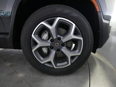 Used 2024 Rivian R1T Adventure Dual AWD/4WD image 20