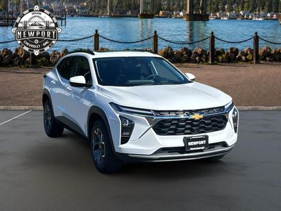 New 2026 Chevrolet Trax LT w/ Sunroof Package