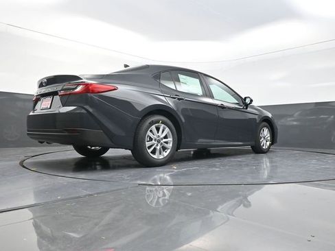 New 2026 Toyota Camry LE FWD image 33