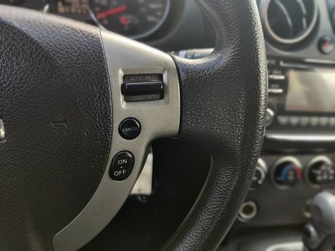 Used 2015 Nissan Rogue S w/ Convenience Package FWD image 12