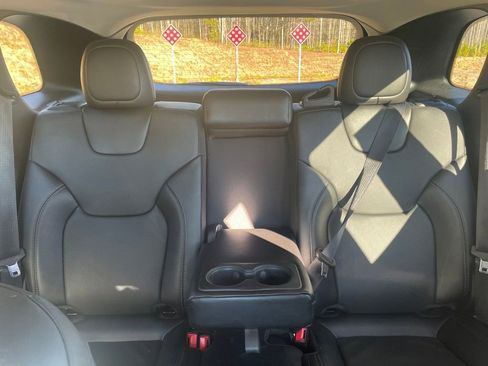 Used 2023 Jeep Cherokee Altitude Lux w/ Lux Elite Package image 21