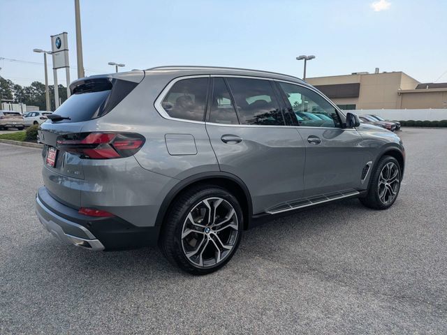 Used 2026 BMW X5 xDrive40i w/ Climate Comfort Package AWD/4WD image 5