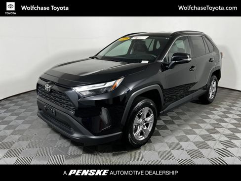 Certified 2025 Toyota RAV4 XLE AWD/4WD image 1