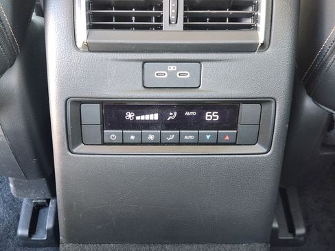 Certified 2024 MAZDA CX-90 Plug-In Hybrid w/ Premium Pkg AWD/4WD image 24