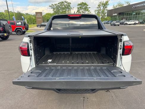 Used 2025 Hyundai Santa Cruz SEL AWD/4WD image 21