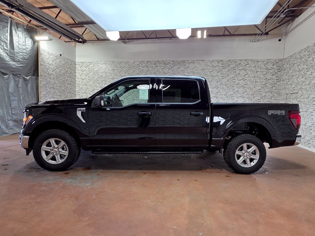 New 2026 Ford F150 XLT w/ Equipment Group 302A MID AWD/4WD image 4