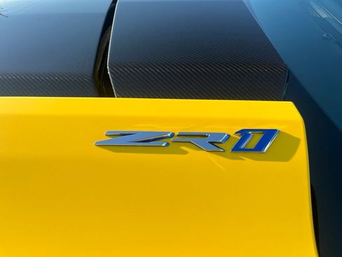 Used 2019 Chevrolet Corvette ZR1 w/ Chrome Badge Package RWD image 27