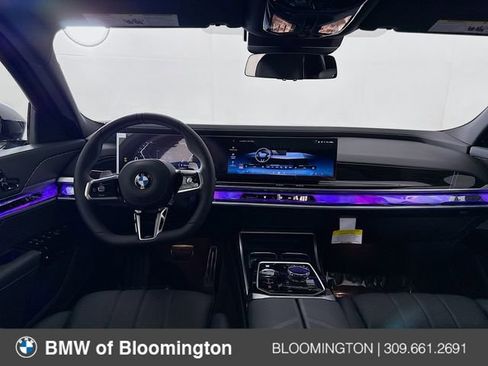 Used 2026 BMW 740i xDrive image 24