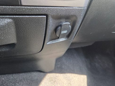Used 2023 RAM 1500 Classic SLT AWD/4WD image 36
