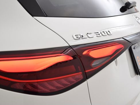 Certified 2026 Mercedes-Benz GLC 300 4MATIC image 13