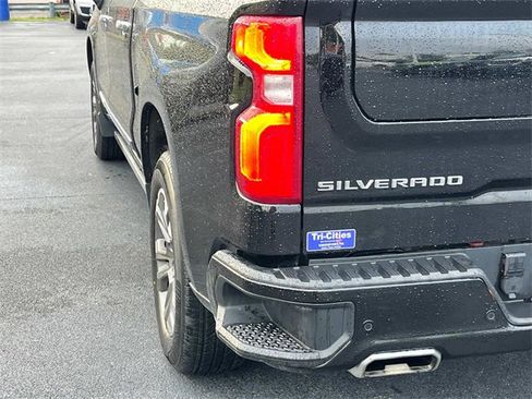 Used 2023 Chevrolet Silverado 1500 High Country image 4