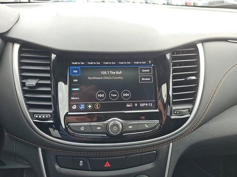 Used 2022 Chevrolet Trax LS w/ Tint and Cruise Package image 15