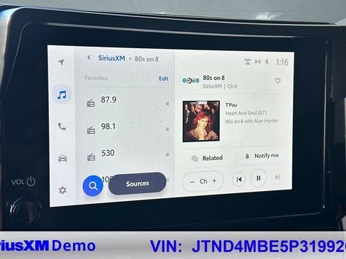 Used 2023 Toyota Corolla SE image 34