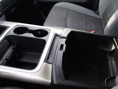 Used 2019 RAM 1500 Big Horn image 38