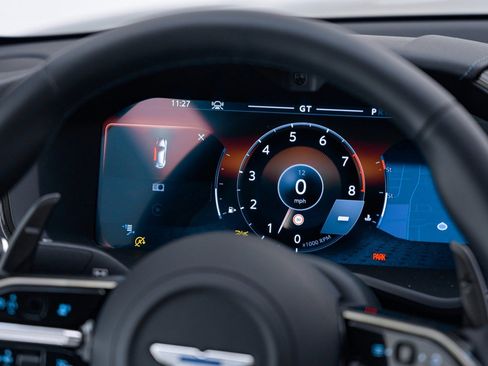 Used 2025 Aston Martin DBX 707 image 20