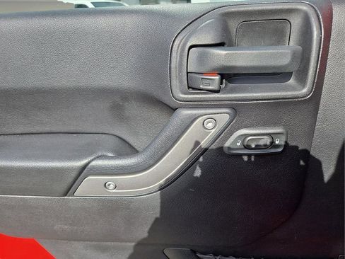 Used 2015 Jeep Wrangler Unlimited Sport w/ Quick Order Package 24S image 17