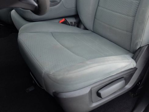 Used 2017 RAM 1500 Express w/ Express Value Package image 28