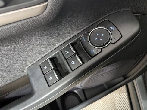 Used 2022 Ford Escape SE w/ Convenience Package image 12