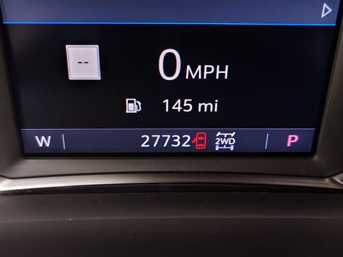 Used 2023 GMC Acadia SLT w/ Preferred Package AWD/4WD image 48