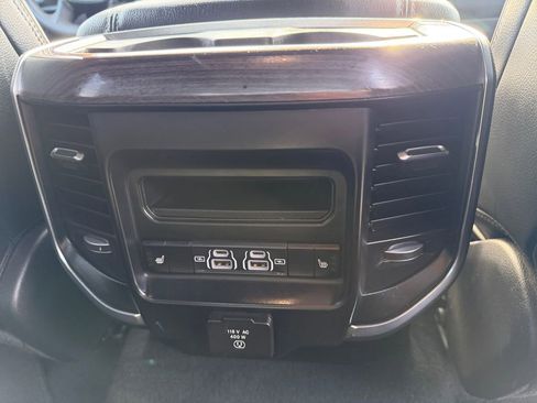 Used 2025 RAM 1500 Laramie image 16