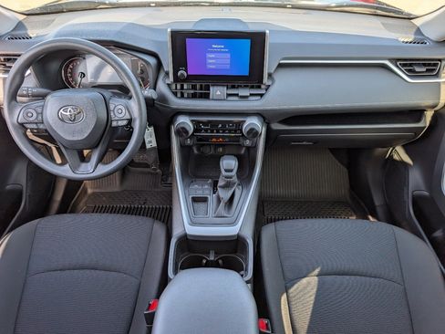 Used 2025 Toyota RAV4 LE image 4
