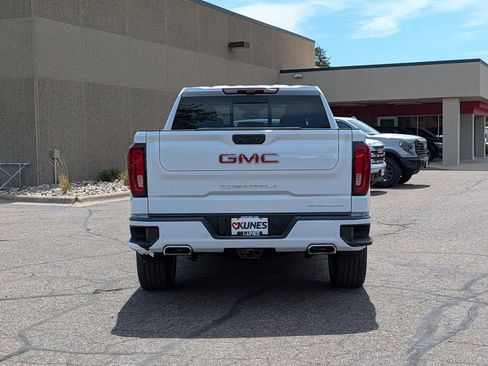 New 2026 GMC Sierra 1500 Denali w/ Denali Reserve Package AWD/4WD image 10