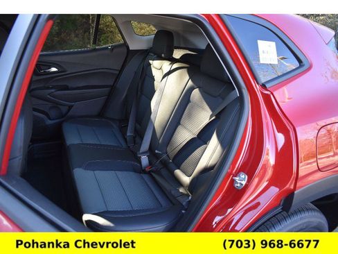 New 2026 Chevrolet Trax LT w/ Driver Confidence Package FWD image 25