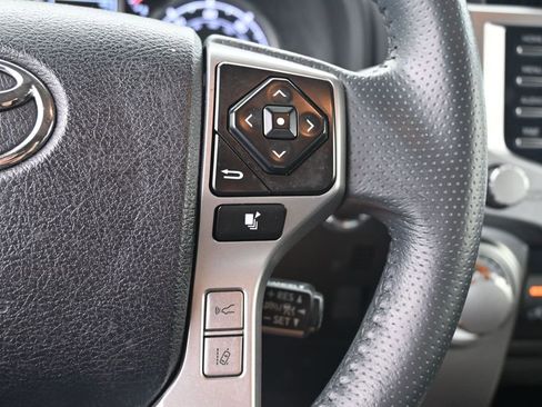 Used 2022 Toyota 4Runner TRD Sport w/ Technology Package AWD/4WD image 30