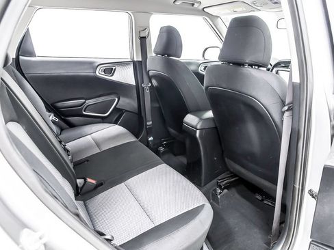 Used 2023 Kia Soul LX FWD image 35