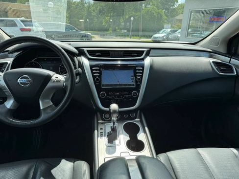 Used 2017 Nissan Murano Platinum FWD image 18