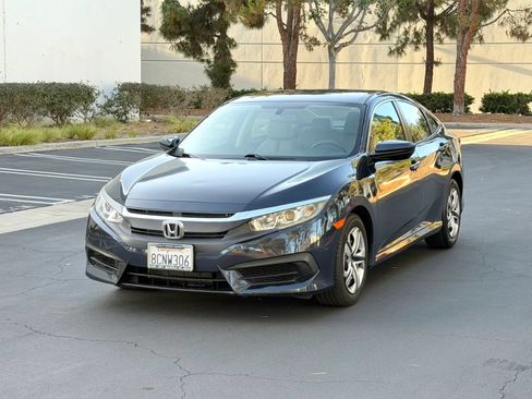 Used 2018 Honda Civic LX image 8