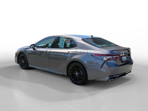 Used 2023 Toyota Camry XSE w/ Navigation Package FWD image 3