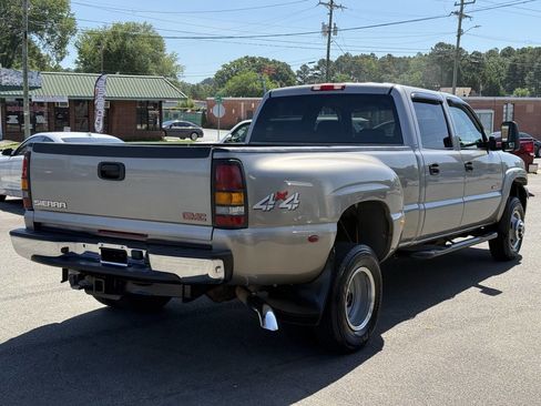 Used 2002 GMC Sierra 3500 4x4 Crew Cab w/ SLT Marketing Option Pkg image 8