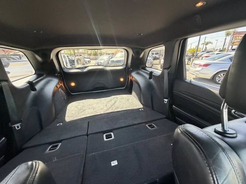 Used 2020 Jeep Grand Cherokee Laredo w/ Laredo X Package RWD image 34