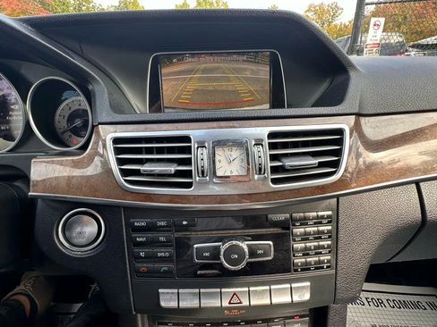 Used 2014 Mercedes-Benz E 350 4MATIC Sedan image 14