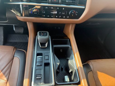 Used 2024 Nissan Pathfinder Platinum w/ Cargo Package FWD image 12