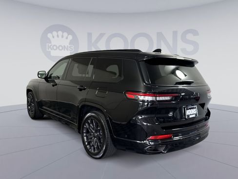 Used 2023 Jeep Grand Cherokee L Summit w/ High Altitude Package AWD/4WD image 4