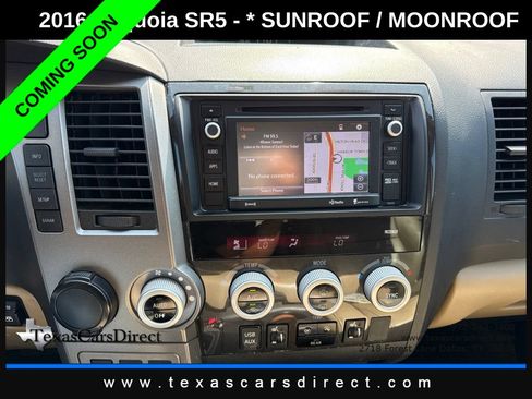 Used 2016 Toyota Sequoia SR5 w/ Premium Package RWD image 8