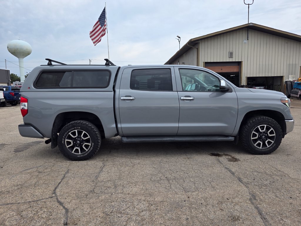 Used 2020 Toyota Tundra Limited w/ Limited Premium Package AWD/4WD image 10