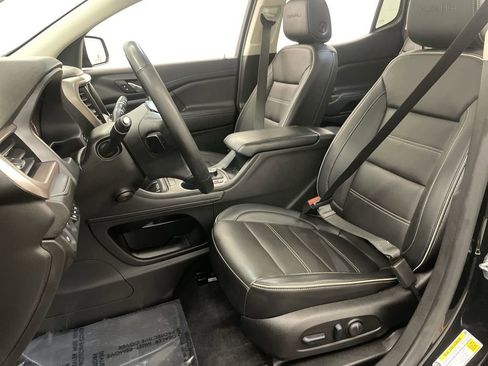 Used 2023 GMC Acadia Denali w/ Denali Technology Package AWD/4WD image 14