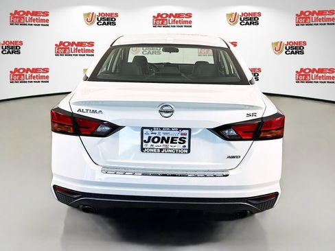 Certified 2019 Nissan Altima 2.5 SR w/ SR Premium Package AWD/4WD image 15