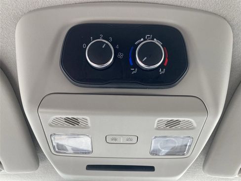 Used 2024 Ford Transit 350 XLT image 20